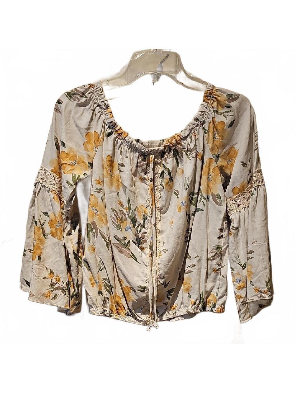 Free Kisses Cropped Cream Smocked Blouse with 3/4 Sleeves Size L